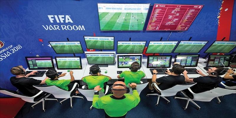 Công nghệ VAR áp dụng trong FIFA